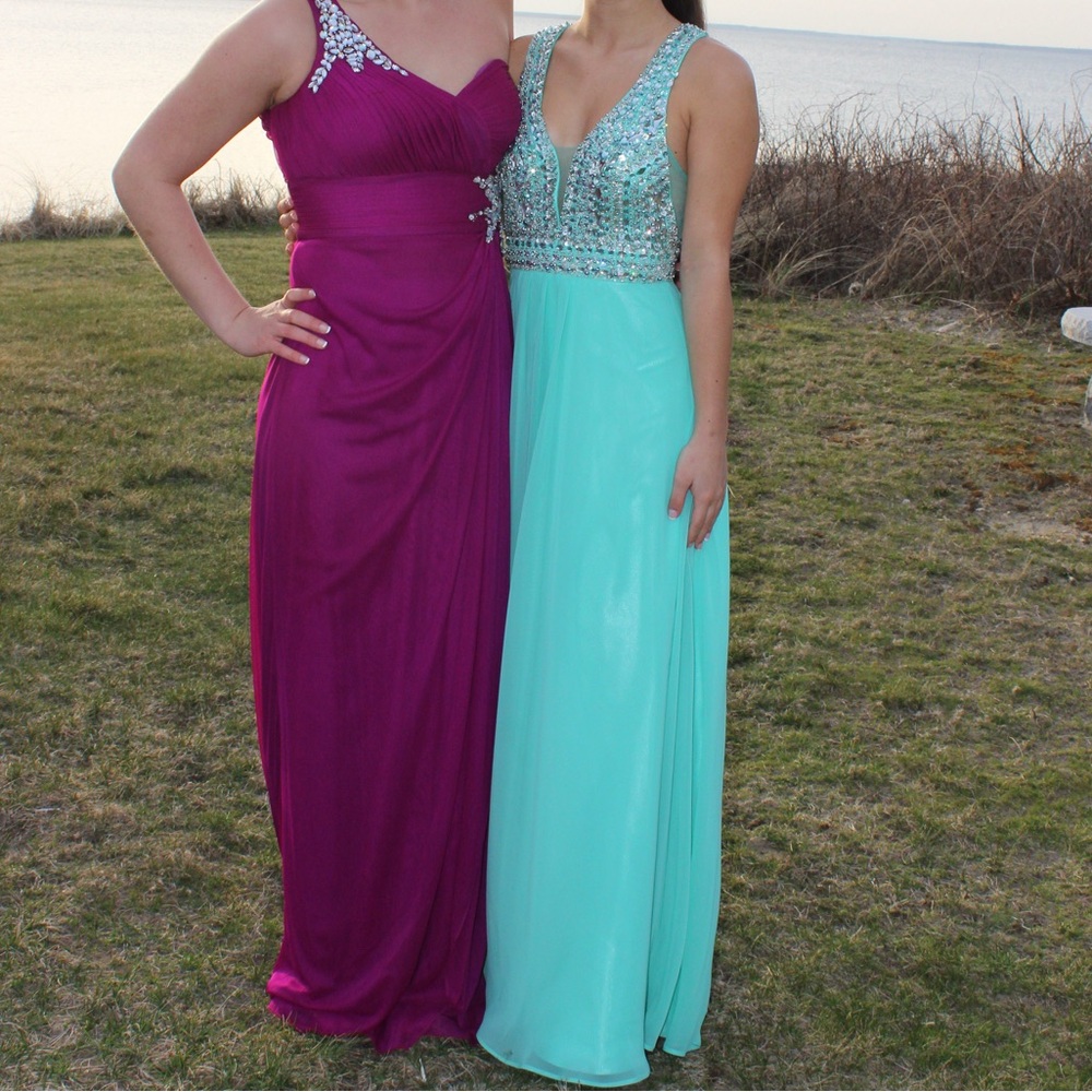 Faviana Prom Dress
Size 00